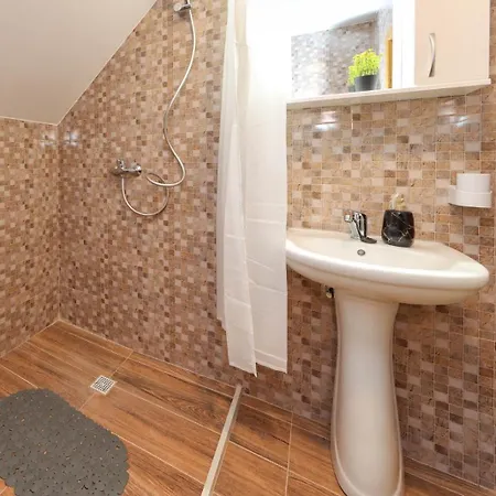 Casa Calatorului 山林小屋 Rîşnov